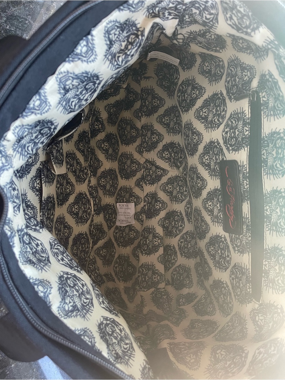 Ed Hardy Black Tote with Red Rose and Heart Tattoo Graphic Til True Death - Picture 3 of 5